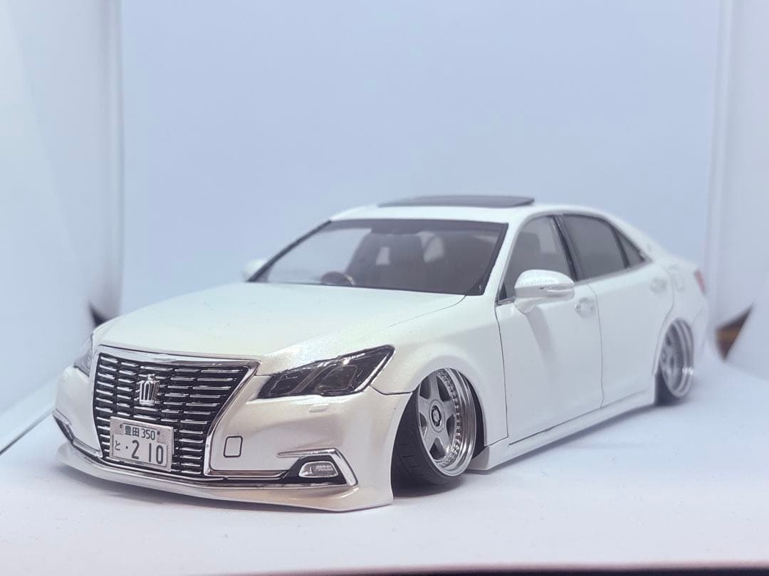 カーズ 21クラウン ロイヤルサルーン後期