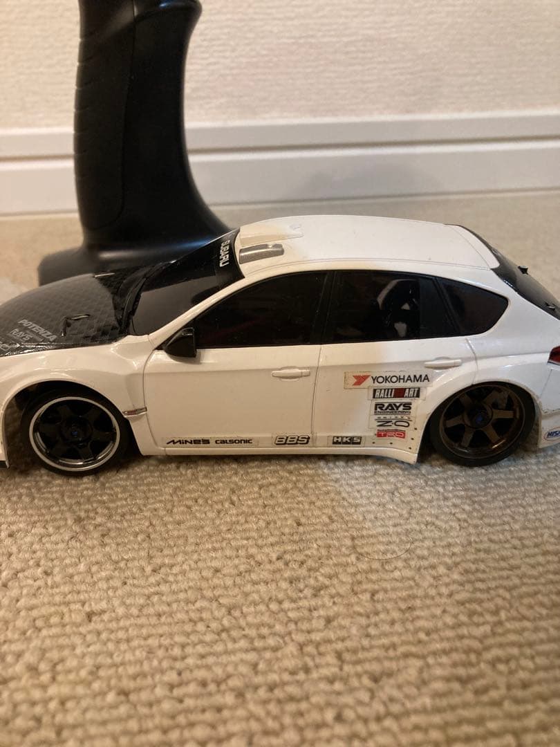 SUBARU AWD ラジコンカー LEDライト付き