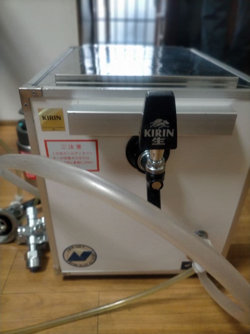 キリンサーバー 冷却氷式付きコンセント不要) 減圧弁洗浄タンク全部1式揃ってます