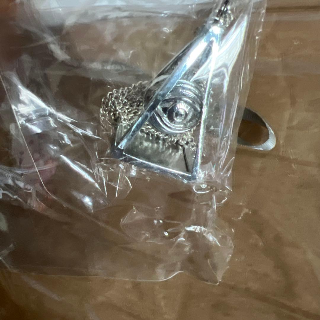 まふまふ ピラミッドネックレス、アクキー、帽子、ペンライト グッズ