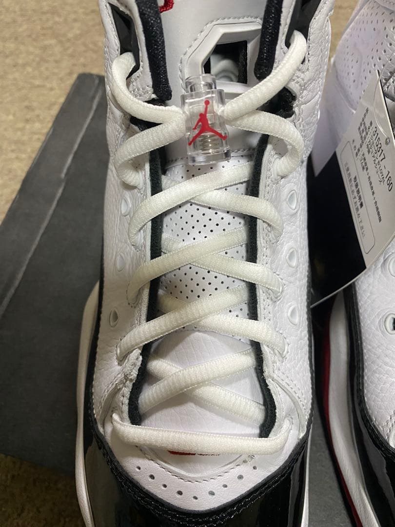 新品 未使用NIKE ナイキ　ジョーダン　JORDAN B’LOYAL