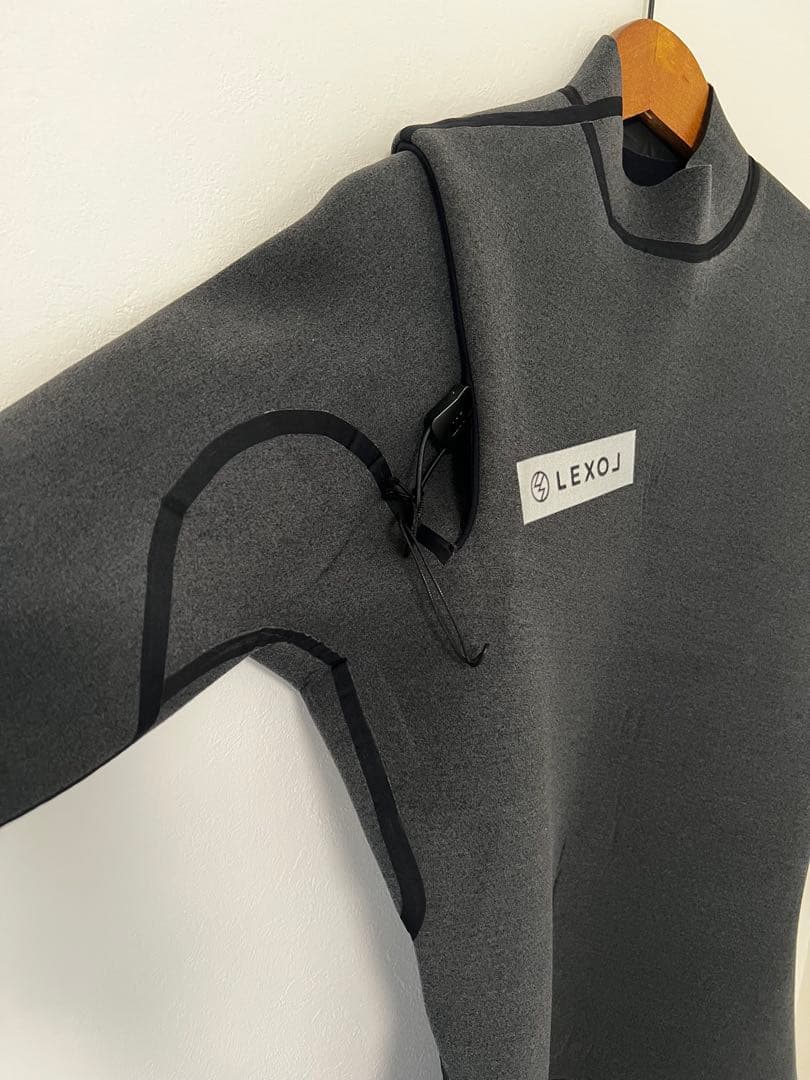 LEXOL ブラック フルスーツ ネオプレン　MLサイズ