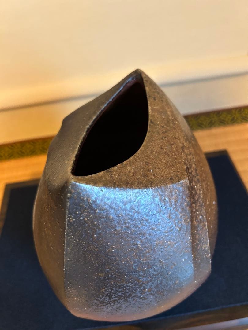 備前焼　扁壺　　伊勢崎創作