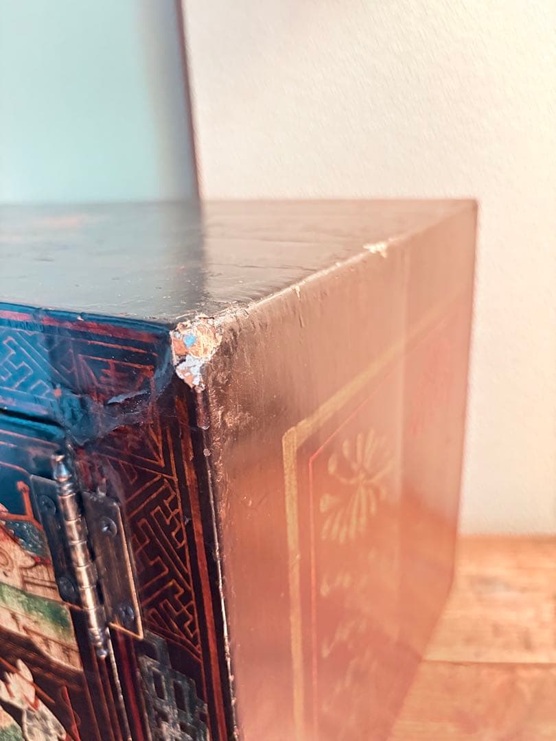 珍品 中国 黒漆塗り箪笥 李朝家具 モリジャン 文甲欌 韓国 キャビネット