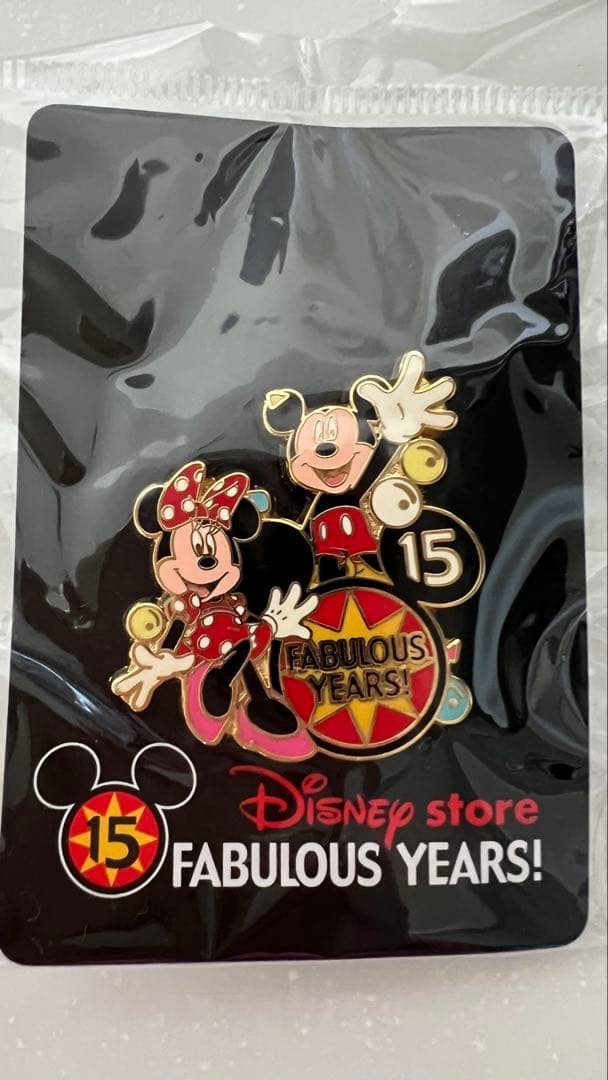 【限定】ディズニーストア15周年 ピンバッジ11点セット 新品未開封コレクション