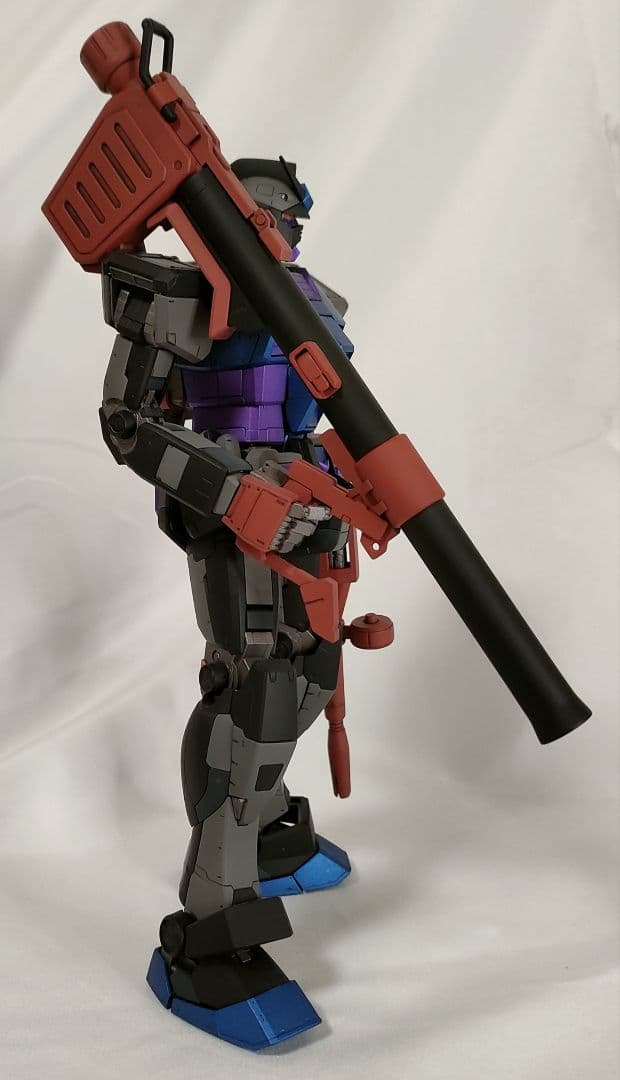 ガンプラ 塗装済 完成品MG 1/100 RX-78-2 ガンダムVer.3.0