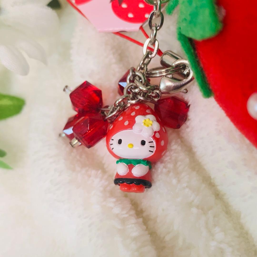 ☆激レア☆ ハローキティ　 いちご ボアマスコット ストラップ　入手困難　希少