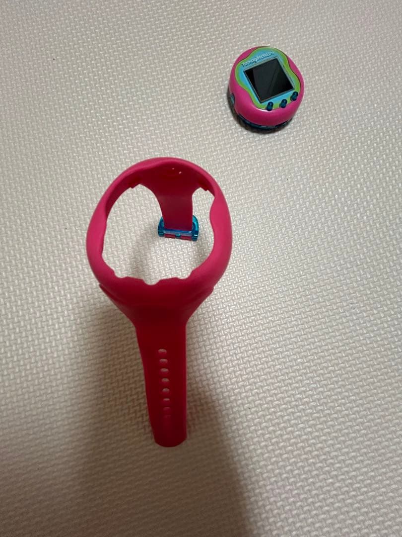 たまごっちユニ　ピンク　tamagotch uni たまごっち　本体　バンダイ