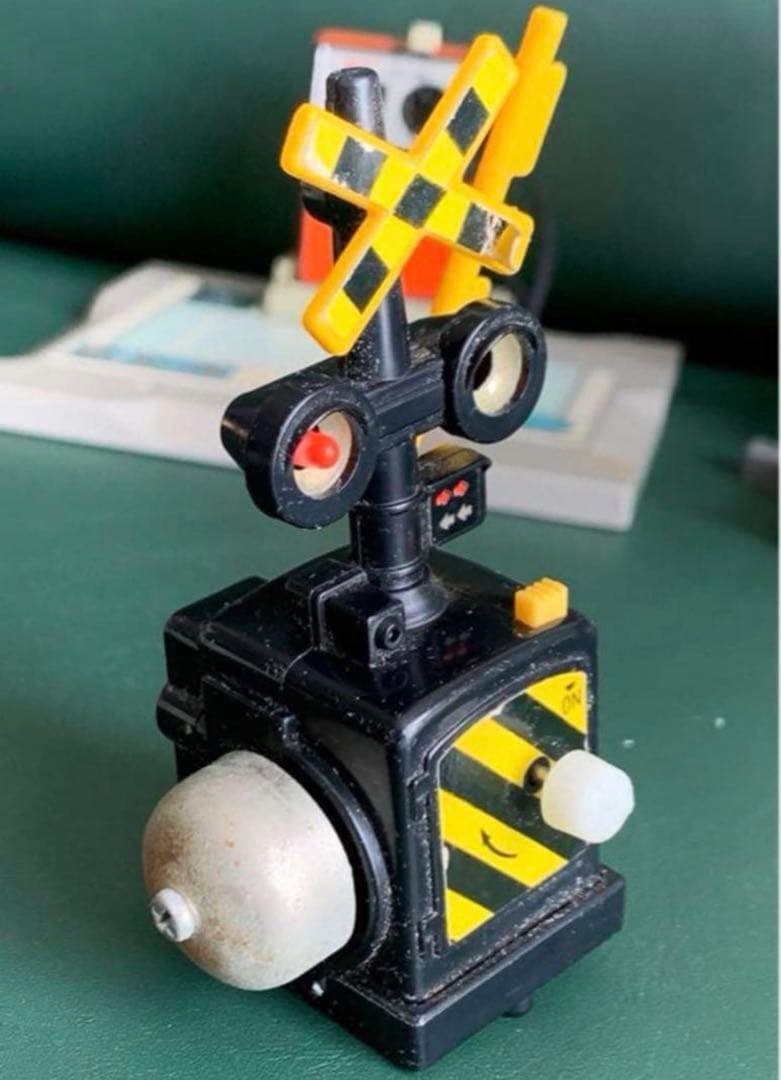 トミカタウン 信号機 ガソリンスタンド 踏切 など５点セット