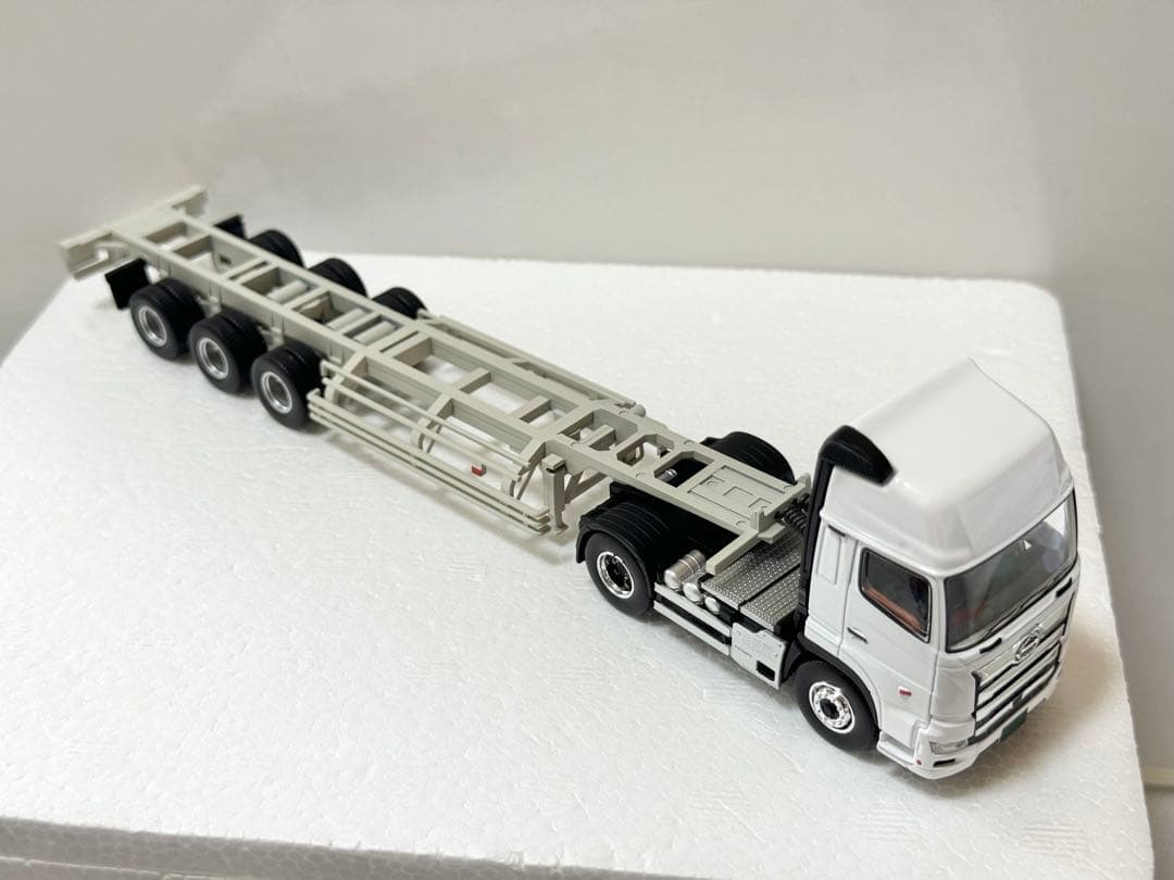 【トミカ】日野・プロフィア　海上コンテナトレーラー　HINO デコトラ