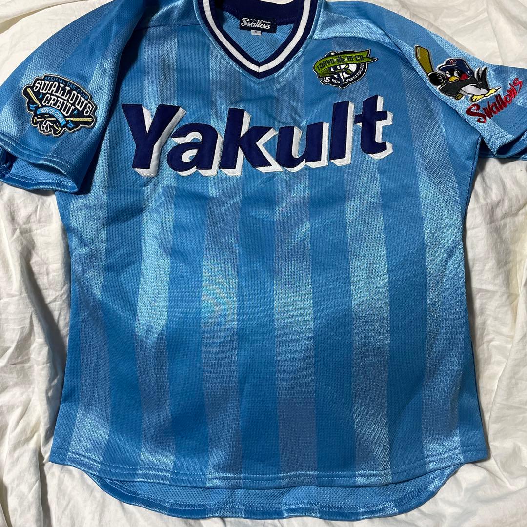 ヤクルト　スワローズ　復刻版ユニホーム　Sサイズ　ワッペン付き
