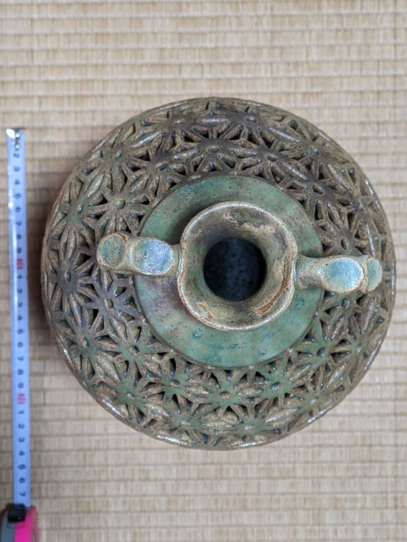 ♦朝鮮 李朝陶磁 透かし彫り 麻の葉 幾何学文様 梅瓶 大正〜明治時代 古美術品