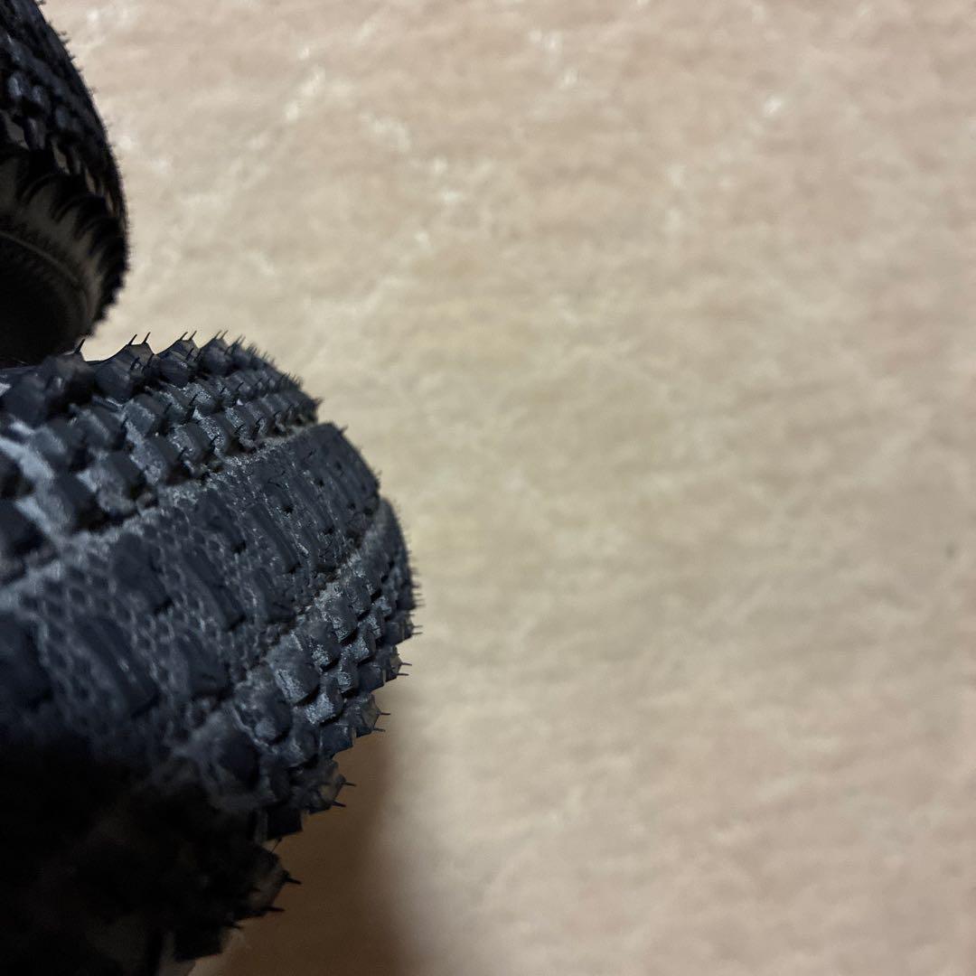 SimWorks Super Yummy 27.5 x 2.2 2本セット