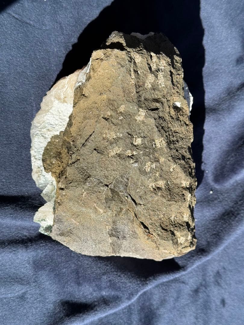 グリーンアポフィライト&ピンクスティルバイト　スーパー特大原石　インド産