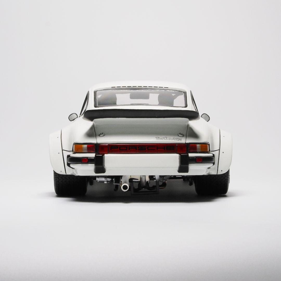 エグゾト 1/18 ポルシェ934RSR ホワイト EXOTO