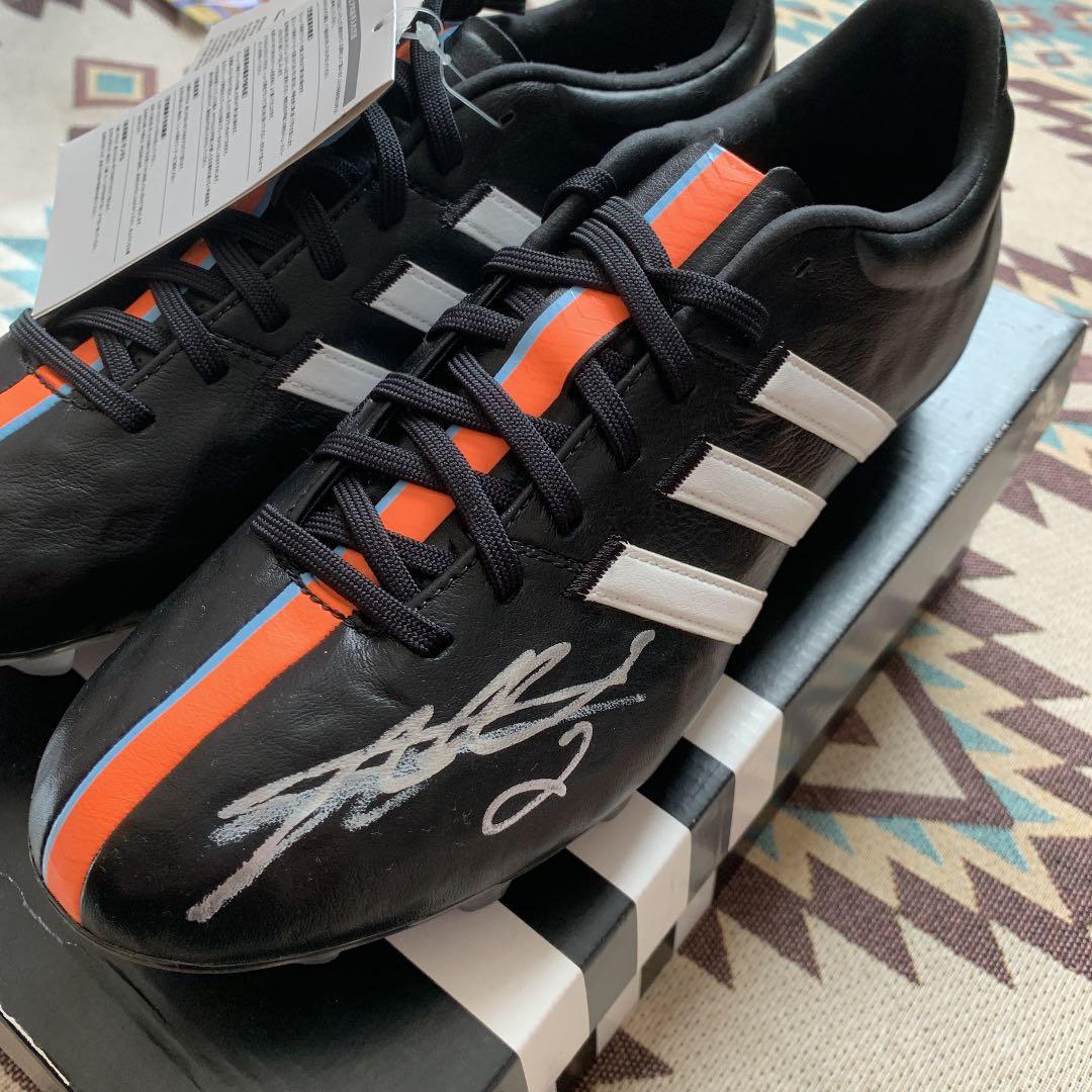 内田篤人　サッカー　スパイク　サイン入り