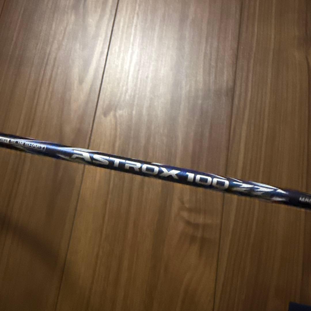 ASTROX 100ZZ バドミントンラケット 4U5 ジャンク品