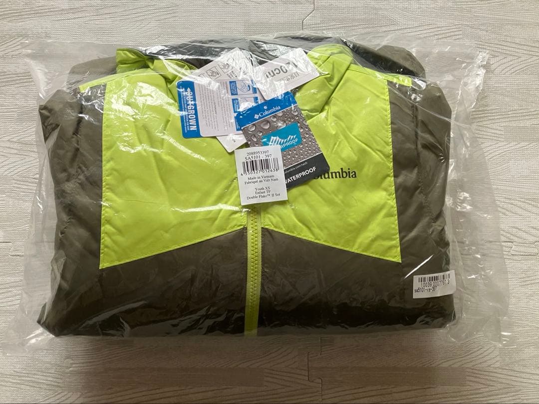 新品未使用　Columbia スキーウェア　120cm