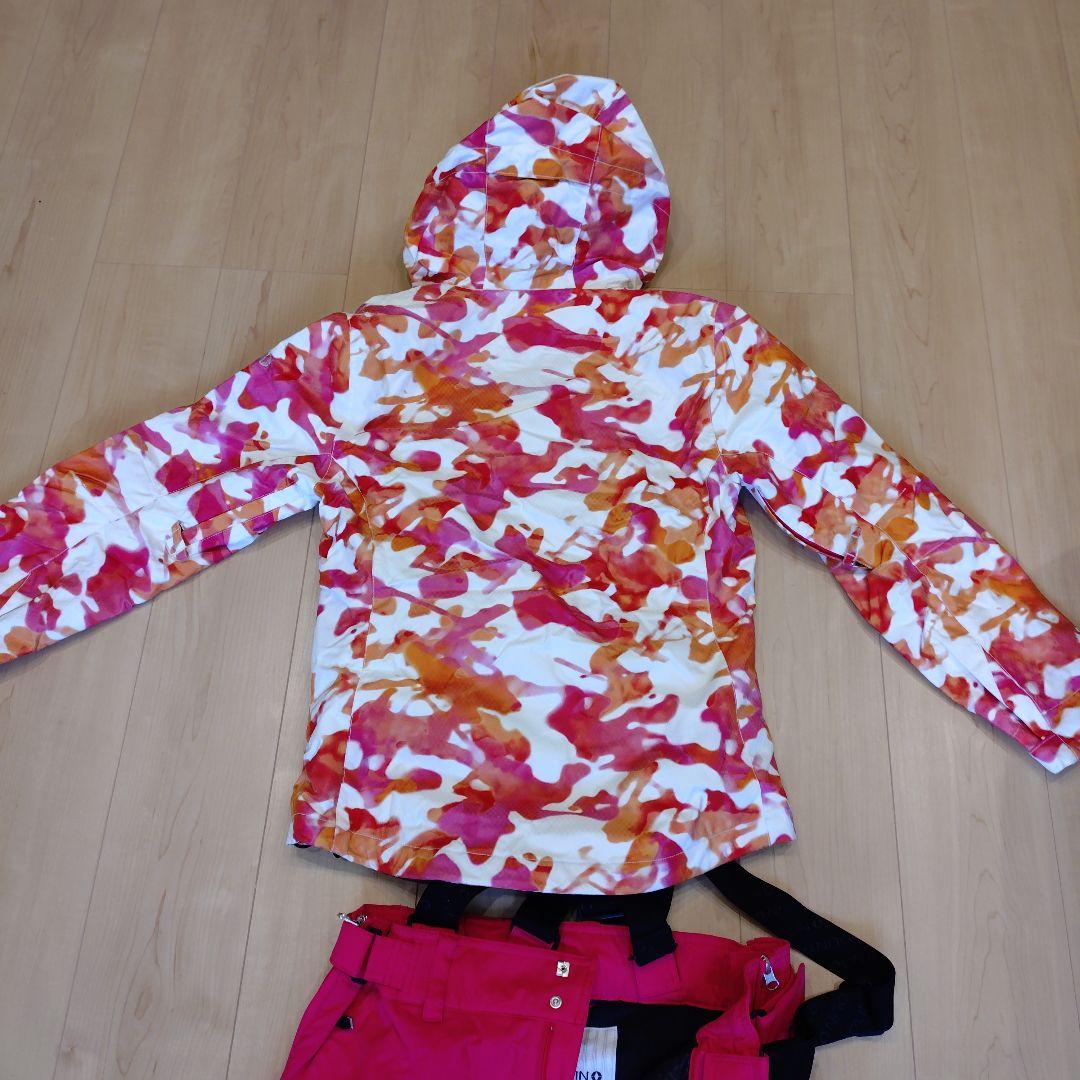 スノーボードウェア ピンク系 カモフラージュ