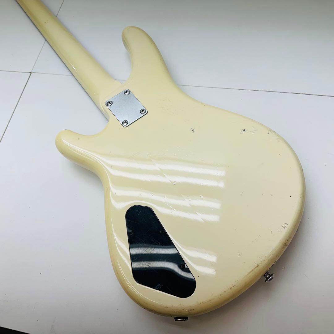 YAMAHA ベースギター　日本製！　型番不明