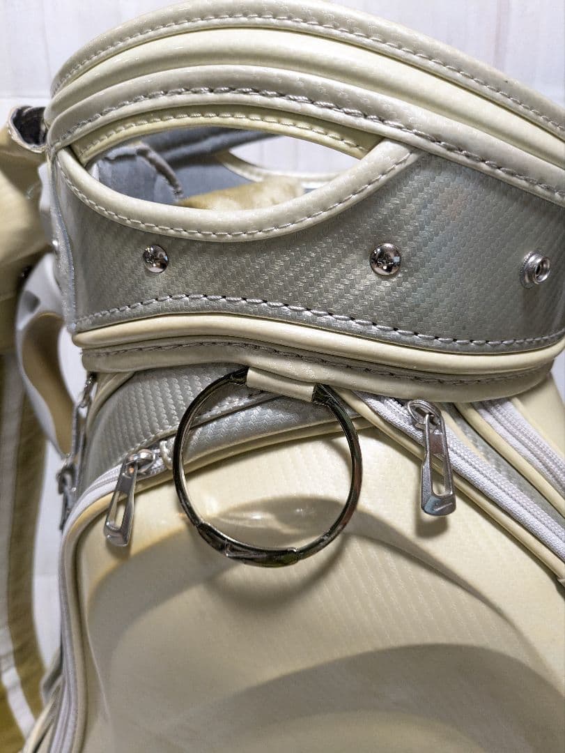 Nike キャディバッグ エナメル　フードカバー付き