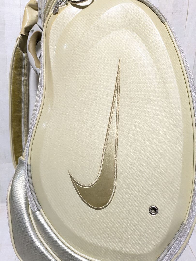 Nike キャディバッグ エナメル　フードカバー付き