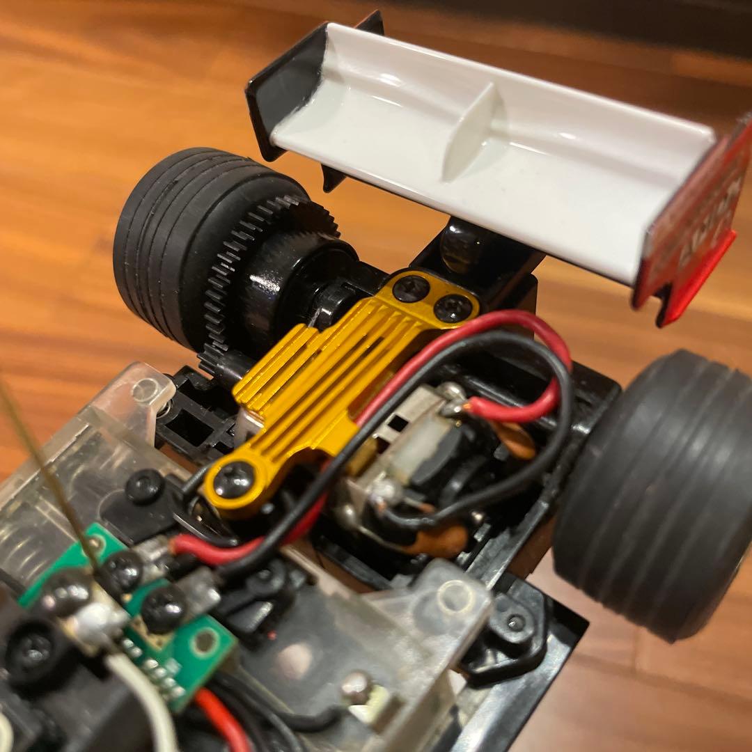 B*s様 ミニッツ フォーミュラー F-1 AM基盤、アルミフロントナックル2℃