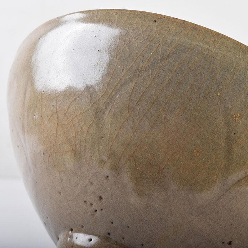 中国　龍泉窯　青磁　陽刻　蓮弁文碗　時代箱付　M　R8641