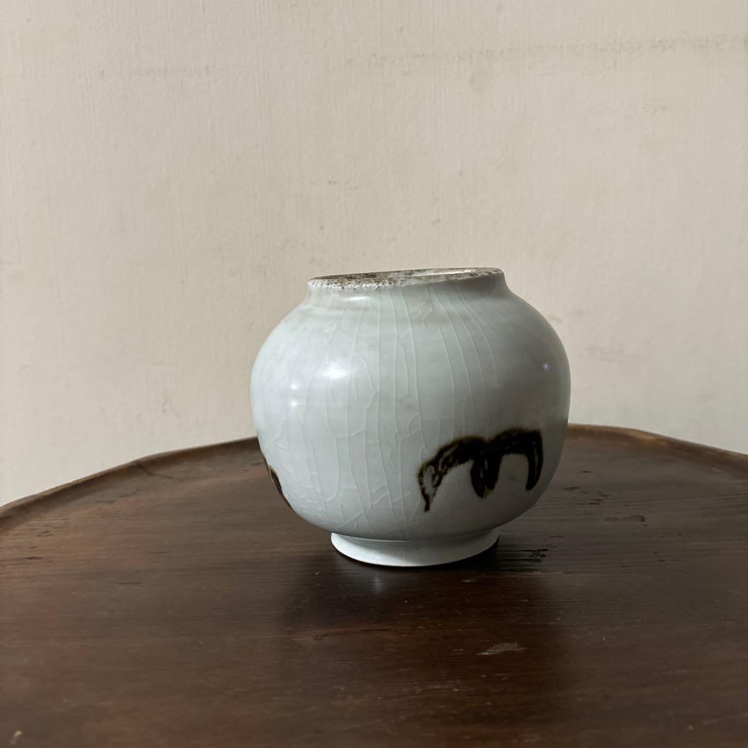 鉄釉壷　朝鮮　李朝　韓国骨董　白磁　丸壷　塩笥壺　骨董品.アンティーク.立原正秋