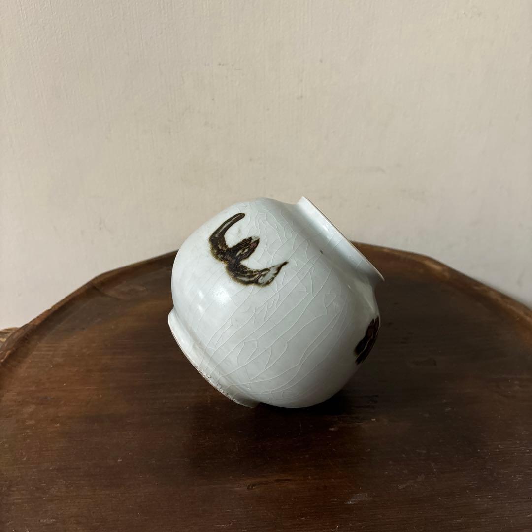 鉄釉壷　朝鮮　李朝　韓国骨董　白磁　丸壷　塩笥壺　骨董品.アンティーク.立原正秋