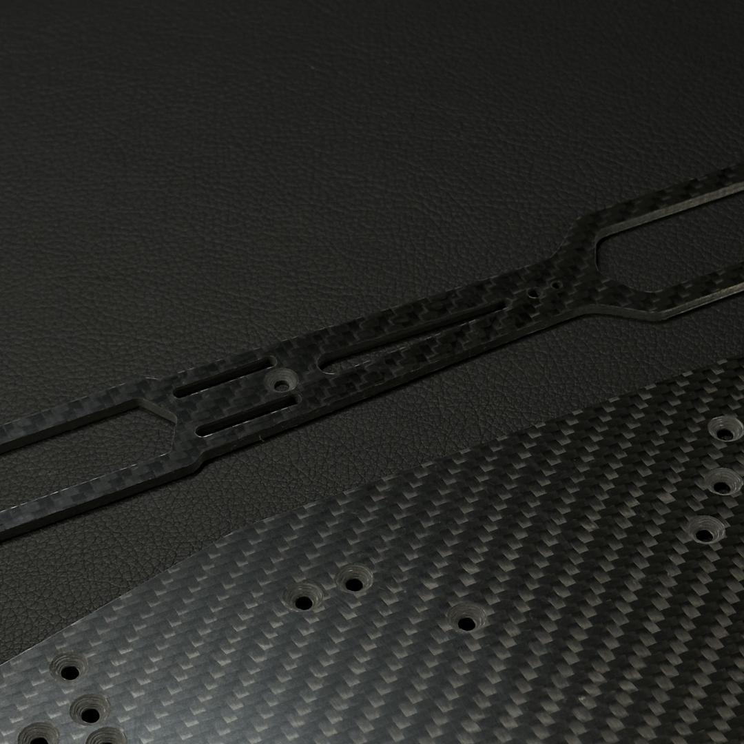 特注品 ヨコモ RD2.0 カーボンシャーシ 3.0mm + アッパ m2131