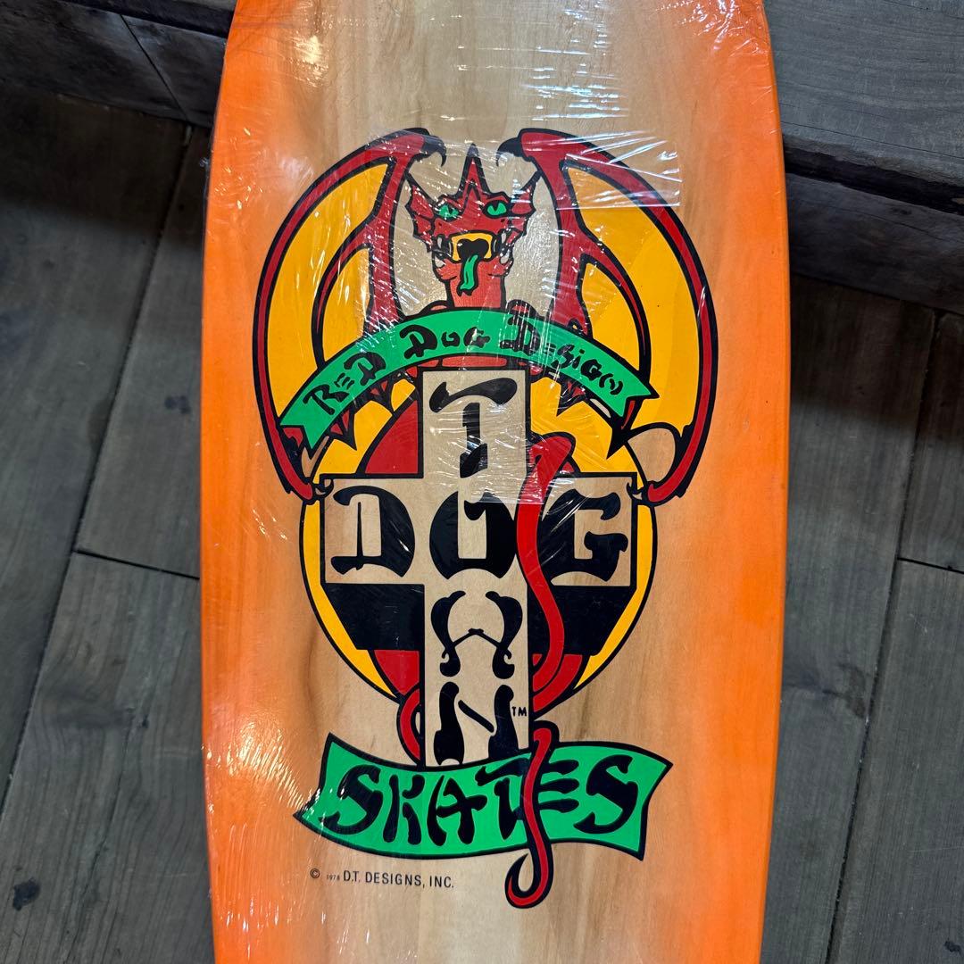 DOGTOWN ドックタウンスケボーデッキ　RedDogデザインオールドUSA