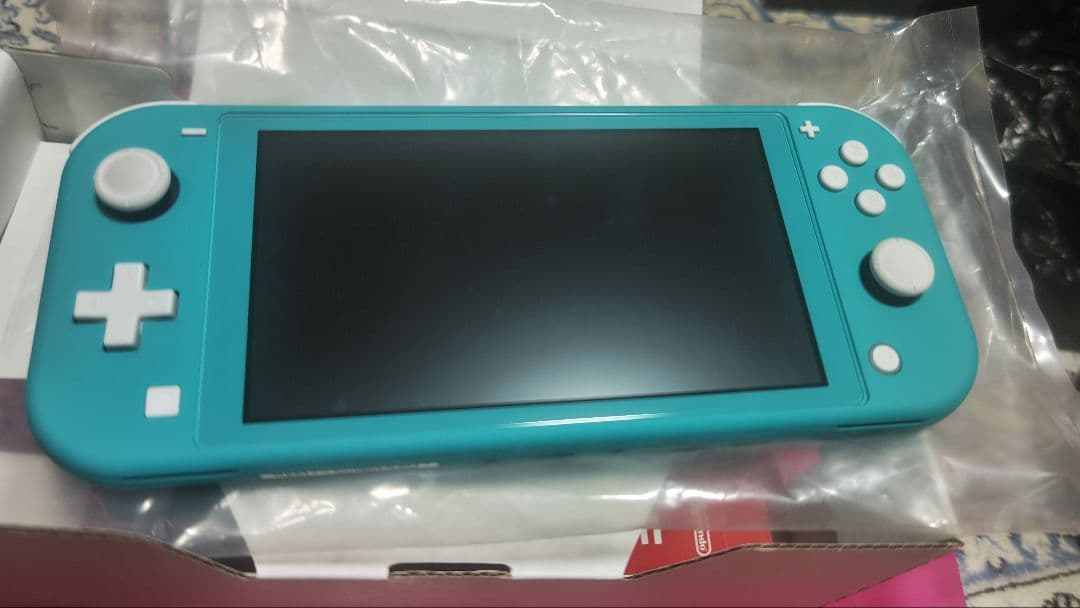 【ほぼ新品】Nintendo Switch Lite ターコイズ　＋保護フィルム