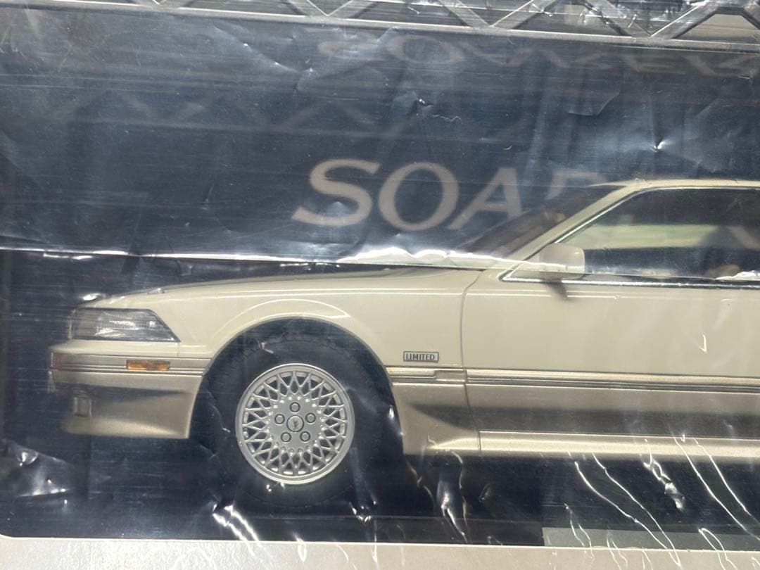 1/18 トヨタ ソアラ 3.0GT リミテッド MZ20 1988