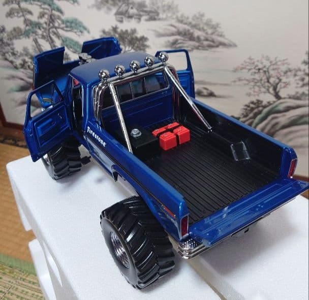 グリーンライト　1/18　モンスタートラック　フォードF250