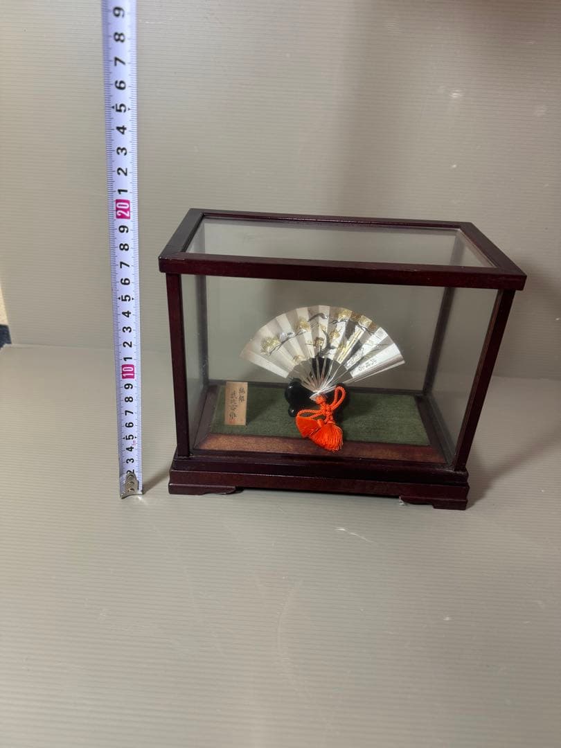 2726 武比古作 純銀　松竹梅　扇　置物　ガラスケース付