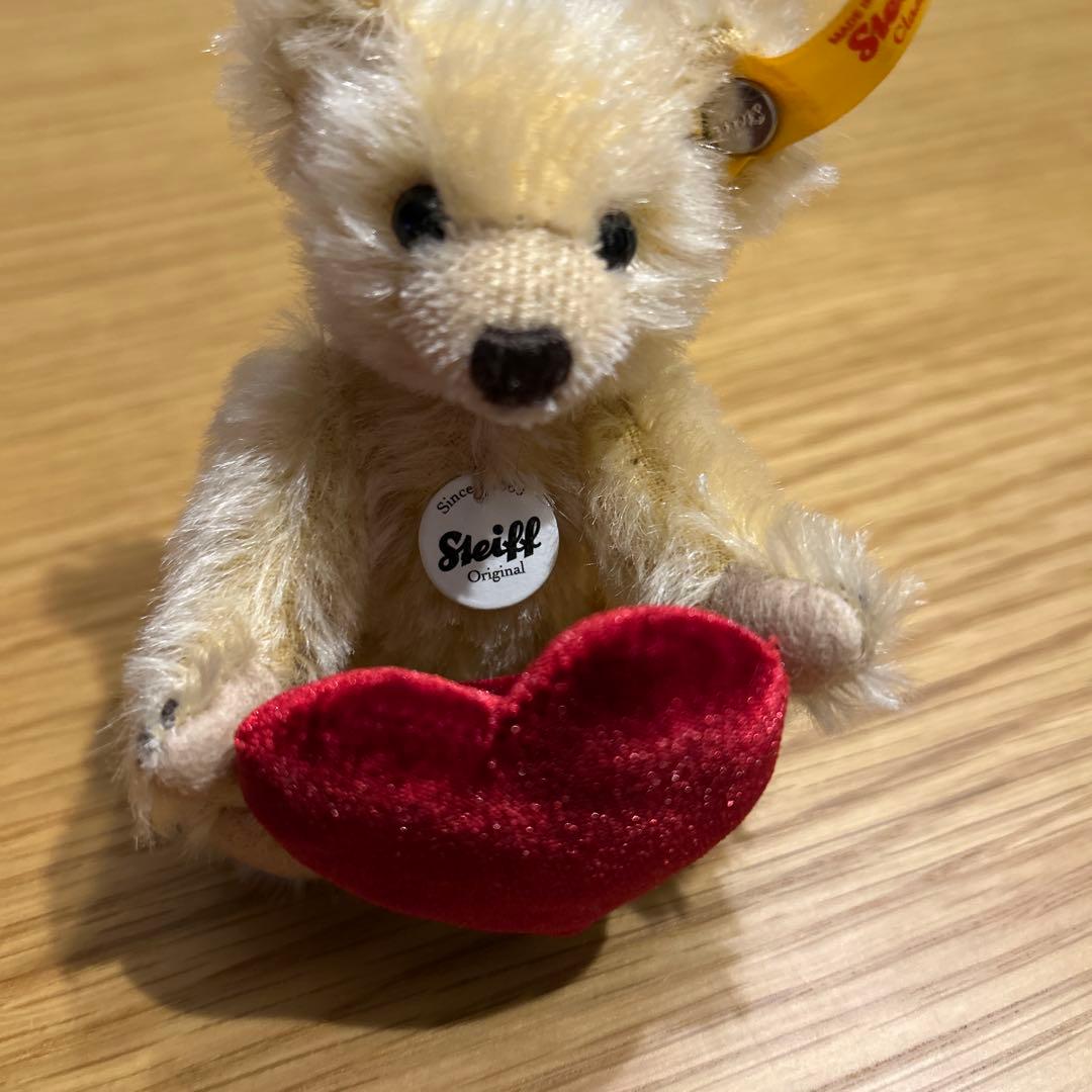 Steiff ビジュピコ　ハート　リング入れ　ぬいぐるみ　テディベア