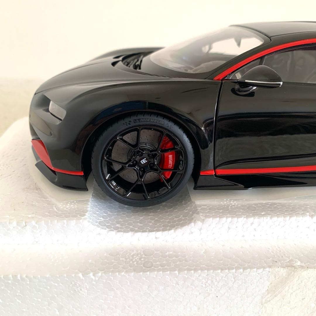 自動車 1/18 AUTOart Bugatti Chiron 2017 70991