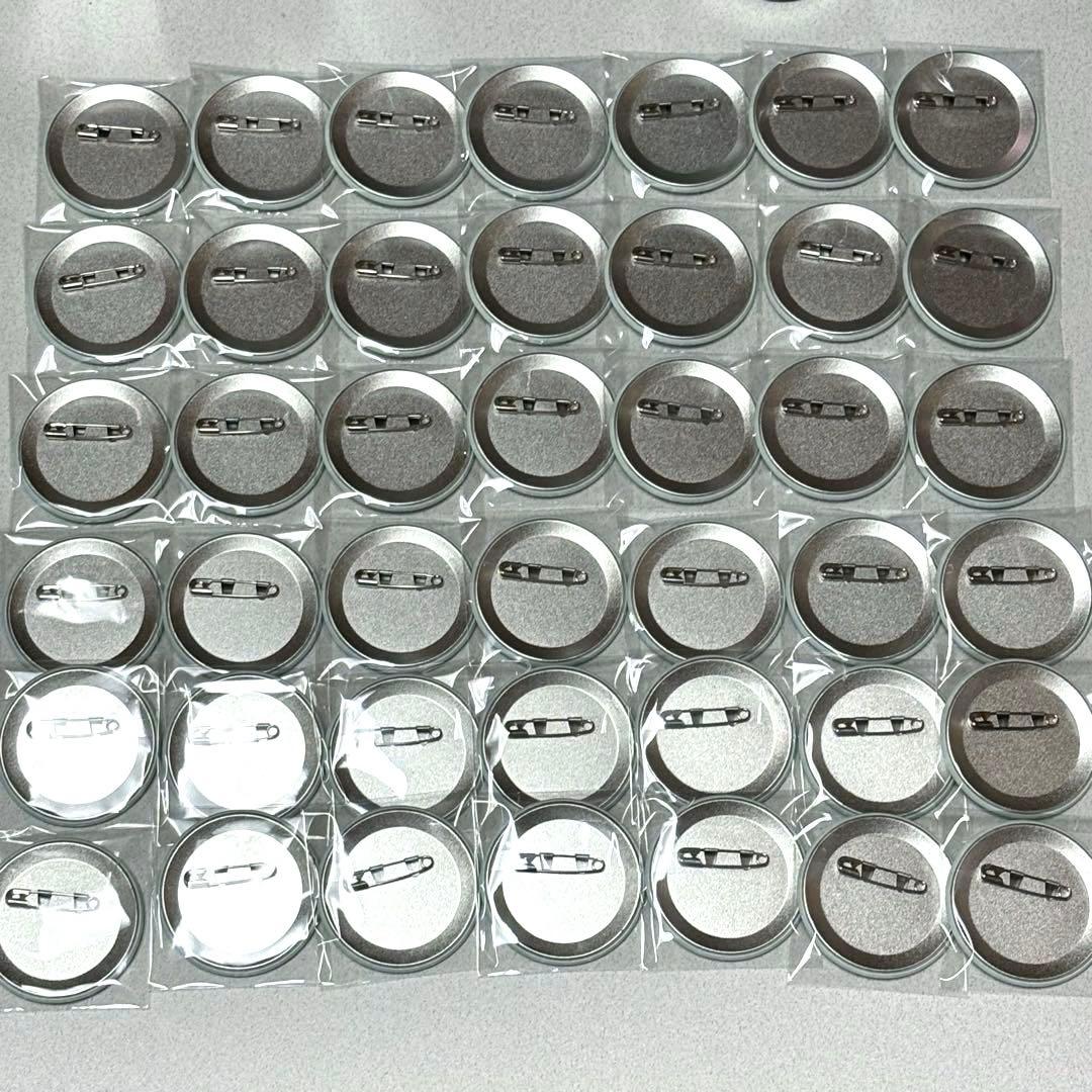 悪魔執事と黒い猫　あくねこ　ボスキ　honeymoon ハネムーン 缶バッジ