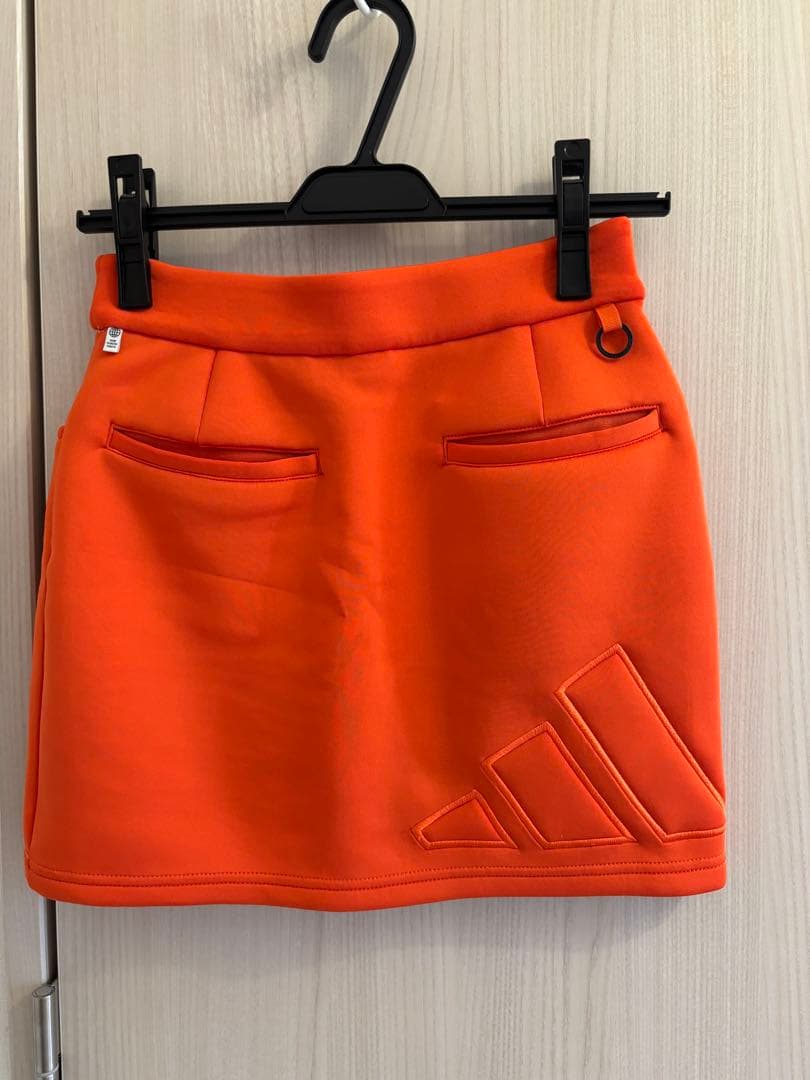 美品 アディダスゴルフ ブラッドオレンジ セットアップ