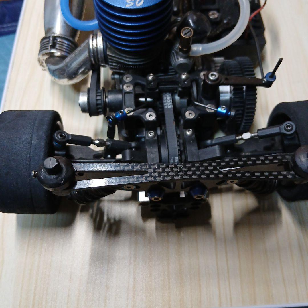 M*a様 ホビーラジコンカー京商R4エンジンカー