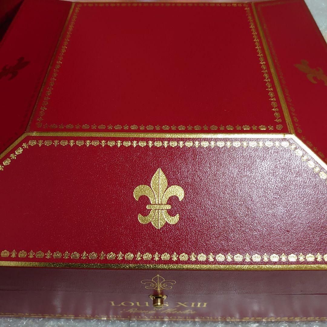 レミーマルタンルイ13世【未開封】金キャップ700ml　替え栓２点・内箱・外箱付