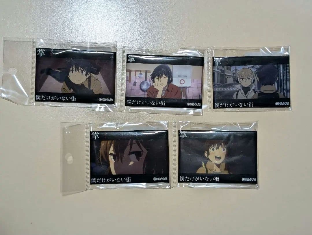 僕だけがいない街　メモリアル缶バッジセット　76点