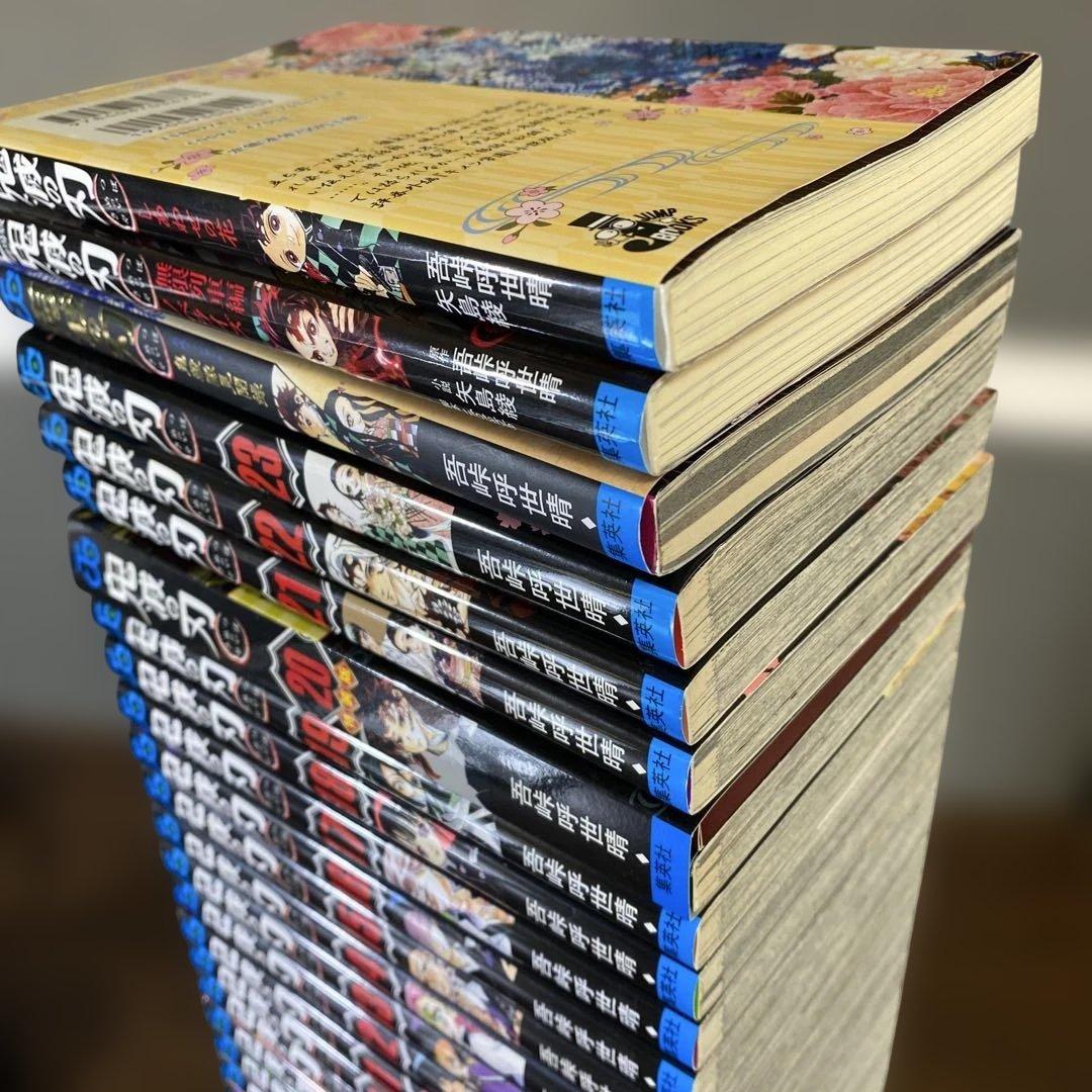 【豪華セット】鬼滅の刃 全巻　20巻限定特装版　公式FB鬼殺隊見聞録　ノベライズ