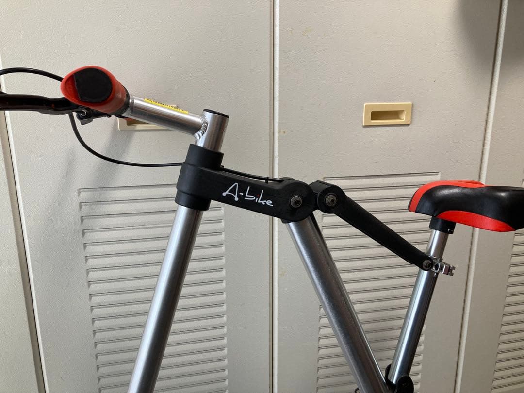 A-bike 超軽量コンパクト折りたたみ自転車 model DZB01 中古