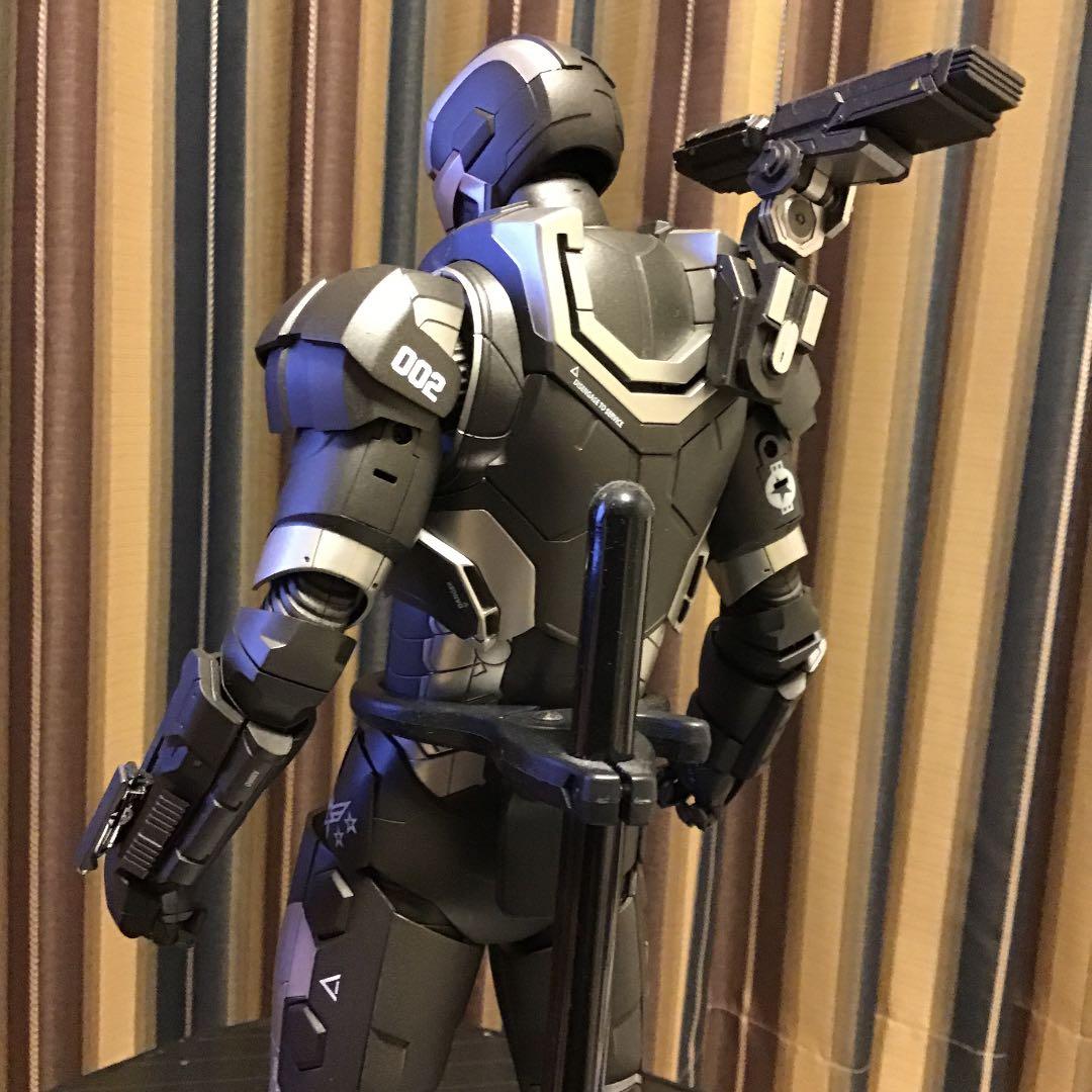 ホットトイズ　アイアンマン3 ウオーマシン