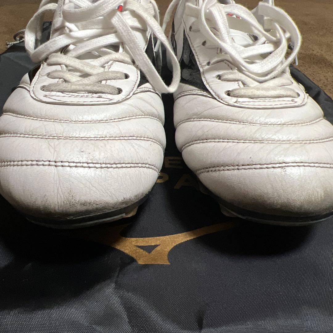 ミズノ　モレリア2 27㎝