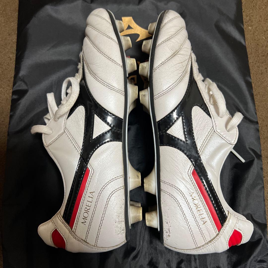 ミズノ　モレリア2 27㎝