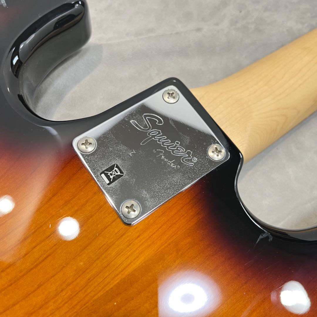 ベース Squier by Fender Affinity Jazz Bass