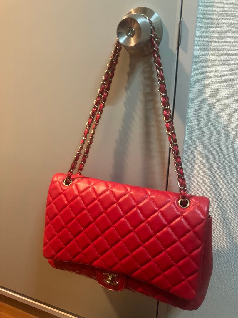 CHANEL ノベルティ レッド　ショルダーバッグ　大きい